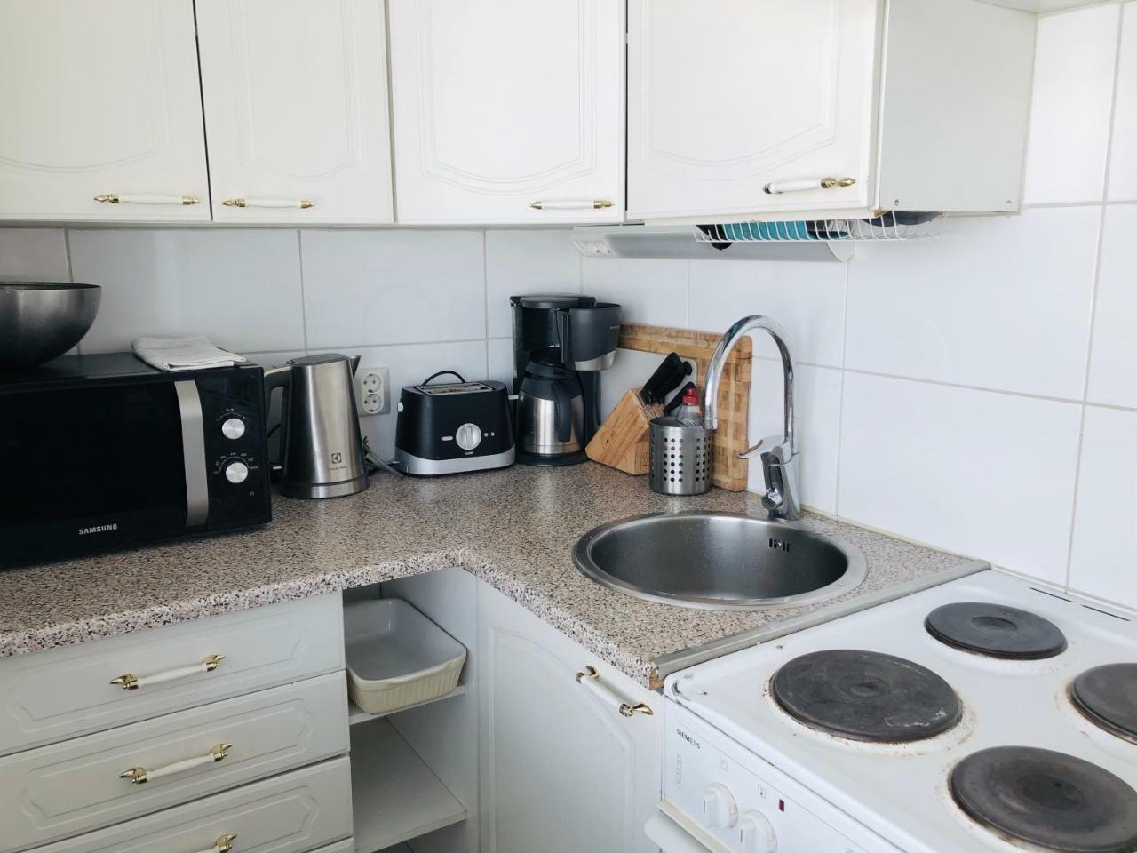 Sweethome Studio 48 City Center Аlbertinkatu Helsingfors Exteriör bild